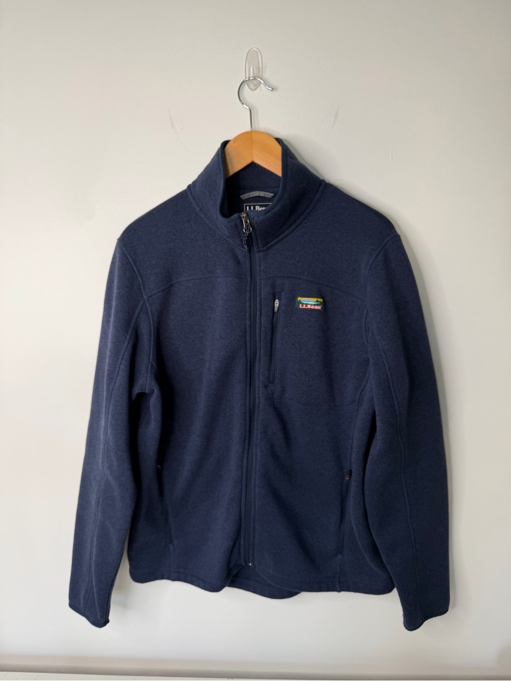 L.L.Bean Men’s Medium Full ZipFleece Jacket Sweater navy Pockets Slightly Fitted